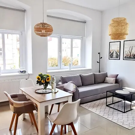 Luksusowy Na Parterze W Okolicy Jeziora I Gor Sowich *