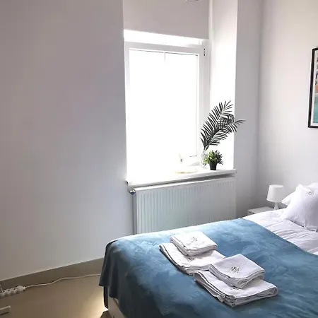 Luksusowy Na Parterze W Okolicy Jeziora I Gor Sowich ビエラバ