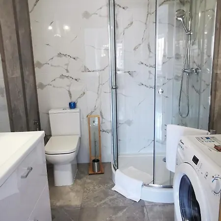 Luksusowy Na Parterze W Okolicy Jeziora I Gor Sowich