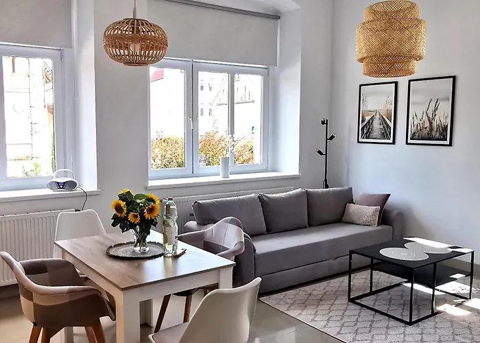 Luksusowy Na Parterze W Okolicy Jeziora I Gor Sowich 아파트 비엘라와