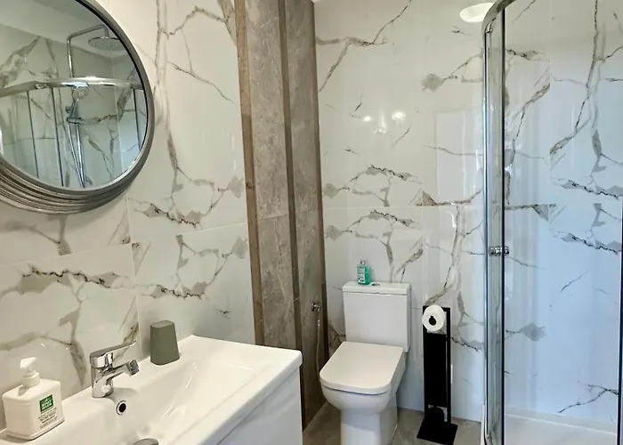 Luksusowy Na Parterze W Okolicy Jeziora I Gor Sowich 아파트 비엘라와