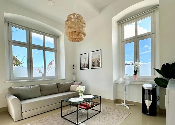 Luksusowy Na Parterze W Okolicy Jeziora I Gor Sowich 비엘라와